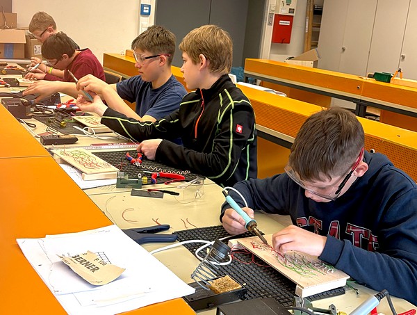 Heimvolksschüler absolvierten Berufsorientierung in der Handwerkskammer Passau